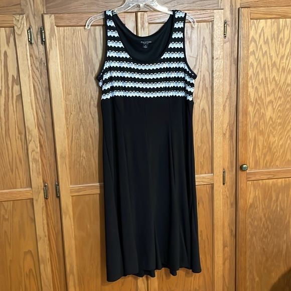 Perception NY Size 14 Dress - Picture 3 of 5